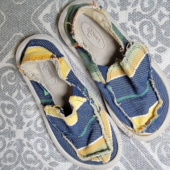 Sanuk Lil Donny Canvas Slip on Loafers Size 10 - Picture 15 of 16